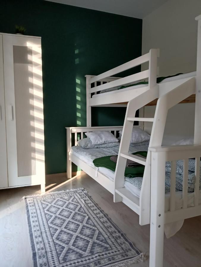 Letniskowy Sunny House , Dom wakacyjny *
